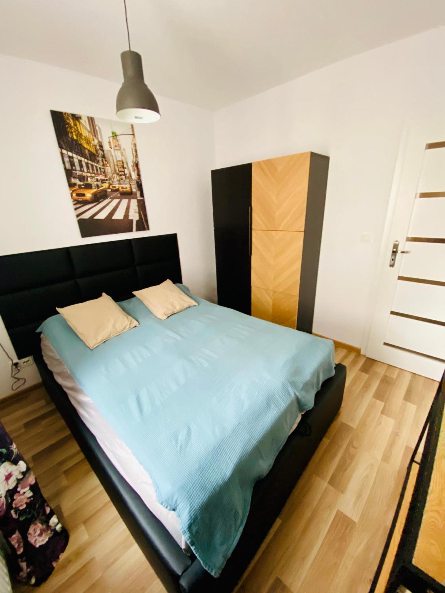 Apartament, Free Parking, Blisko Rynek-Dworzec Pkp-Pks, Sklepy Wroclaw Exterior photo