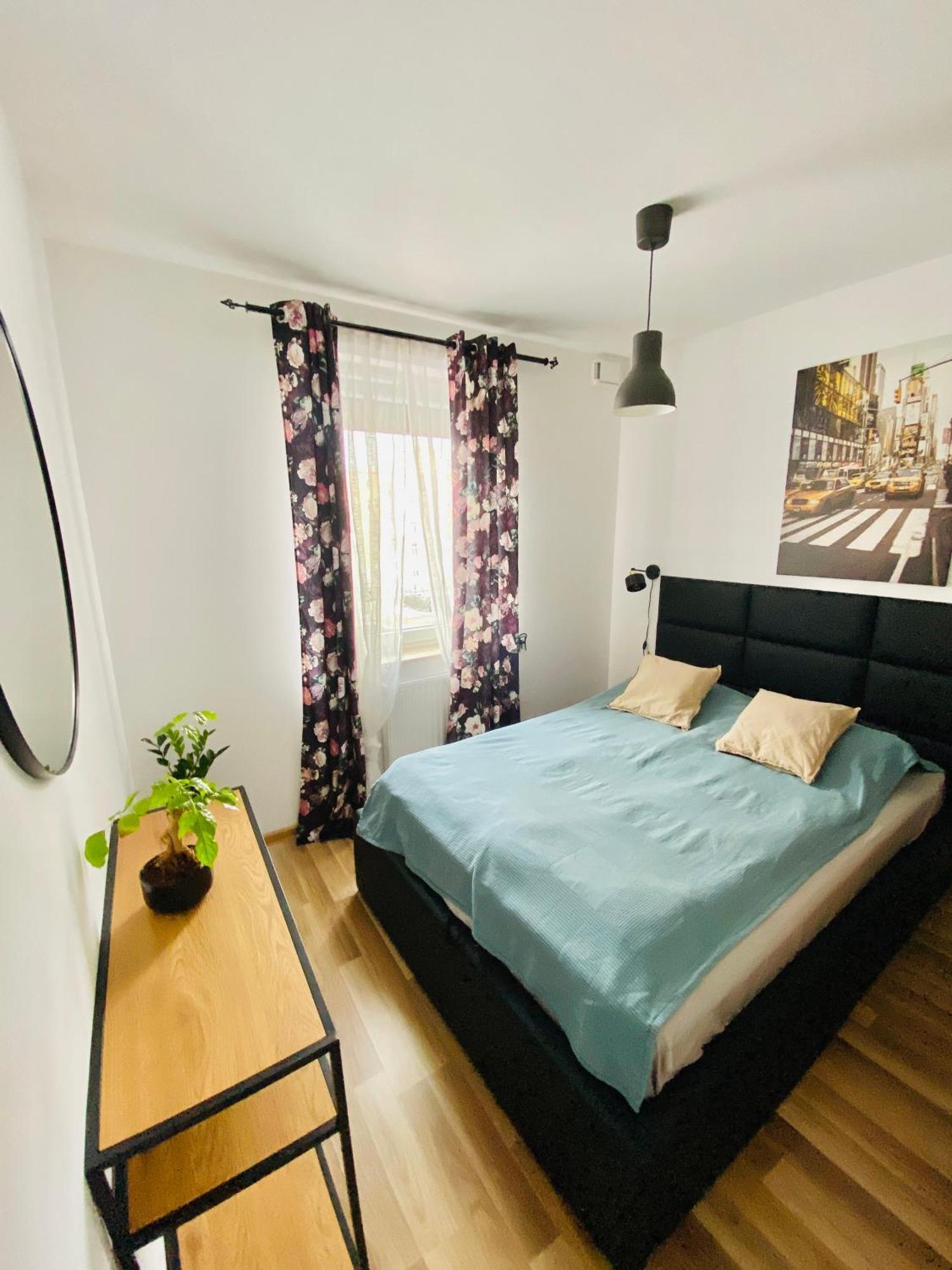 Apartament, Free Parking, Blisko Rynek-Dworzec Pkp-Pks, Sklepy Wroclaw Exterior photo